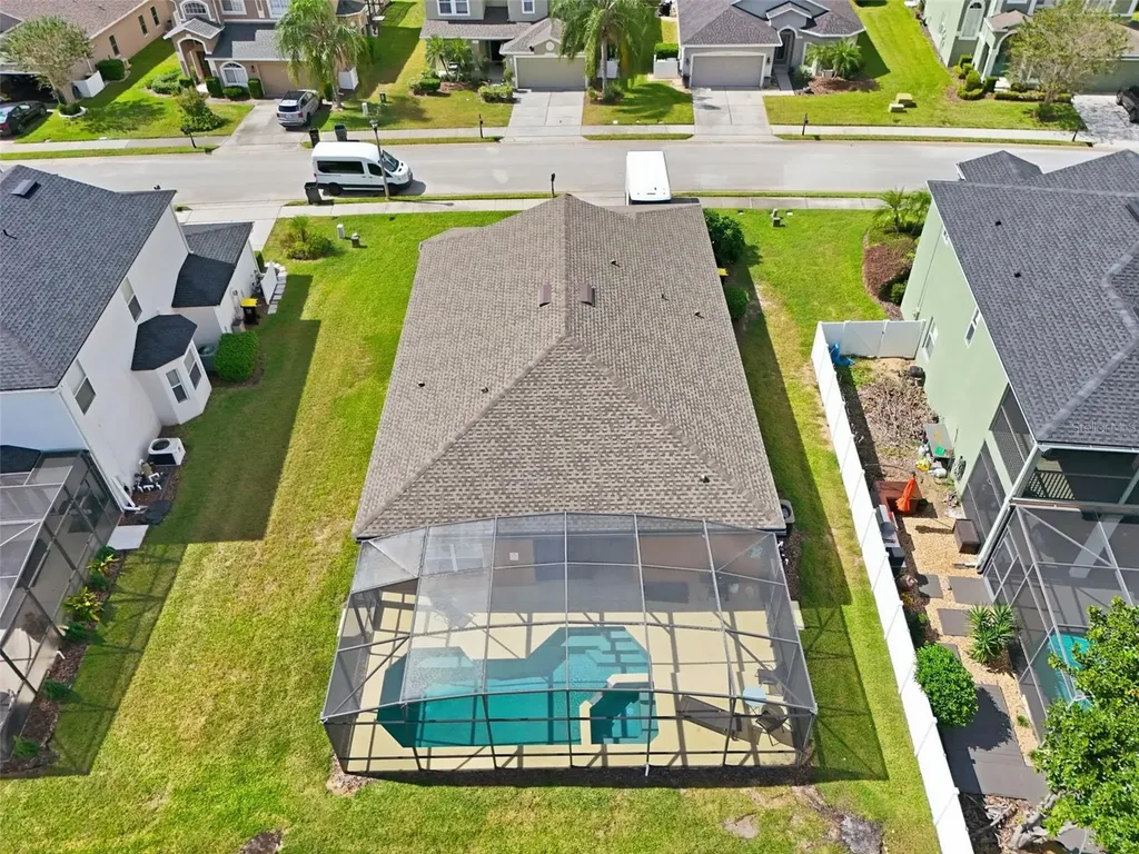 872 Sussex Drive Davenport FL 33896