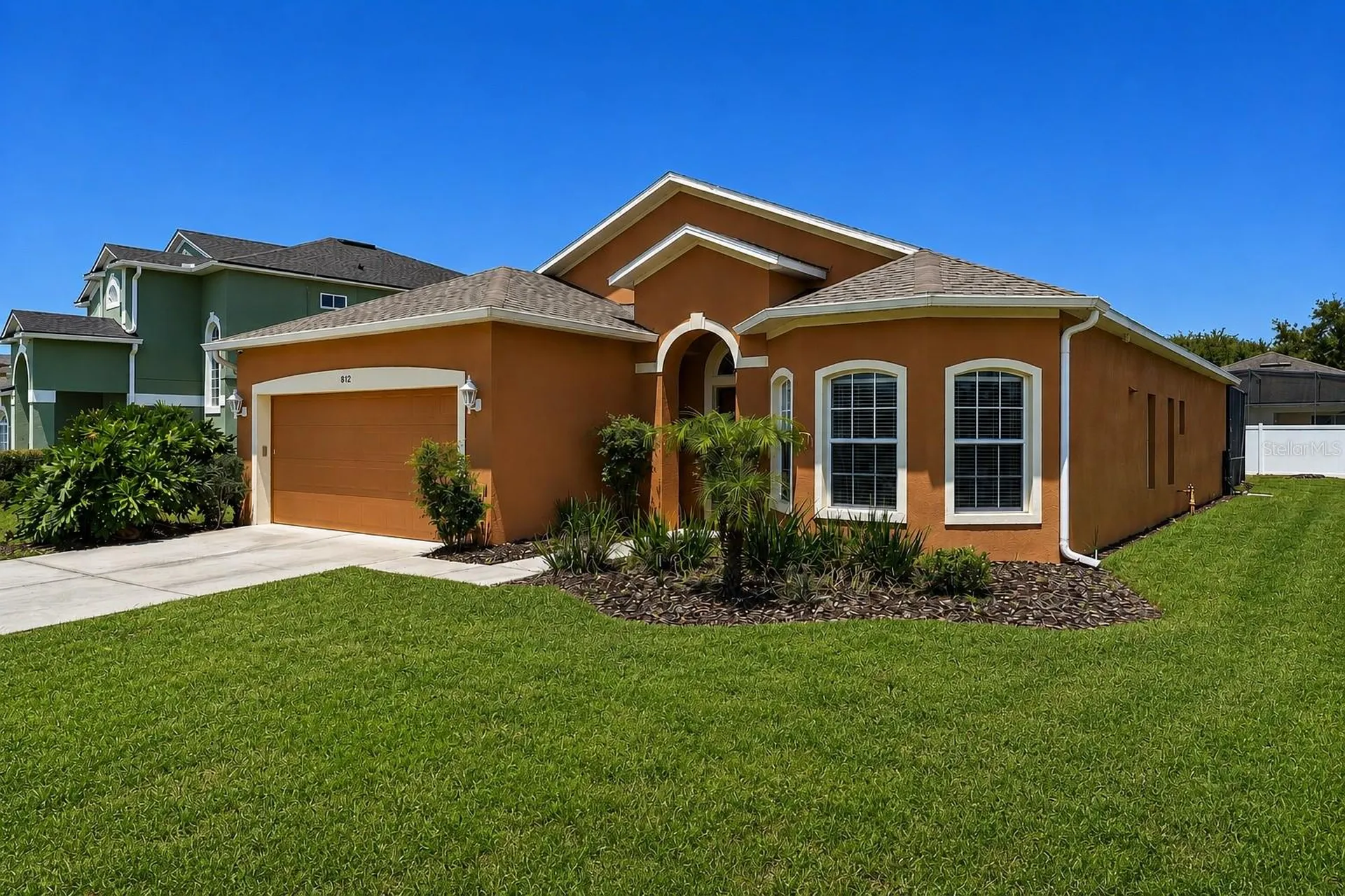 872 Sussex Drive Davenport FL 33896