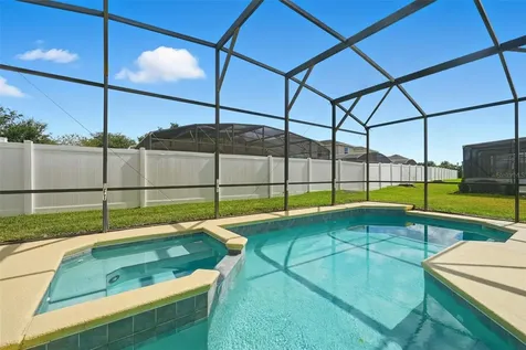 872 Sussex Drive Davenport FL 33896