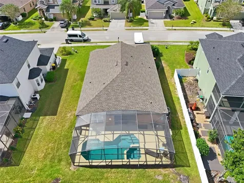 872 Sussex Drive Davenport FL 33896