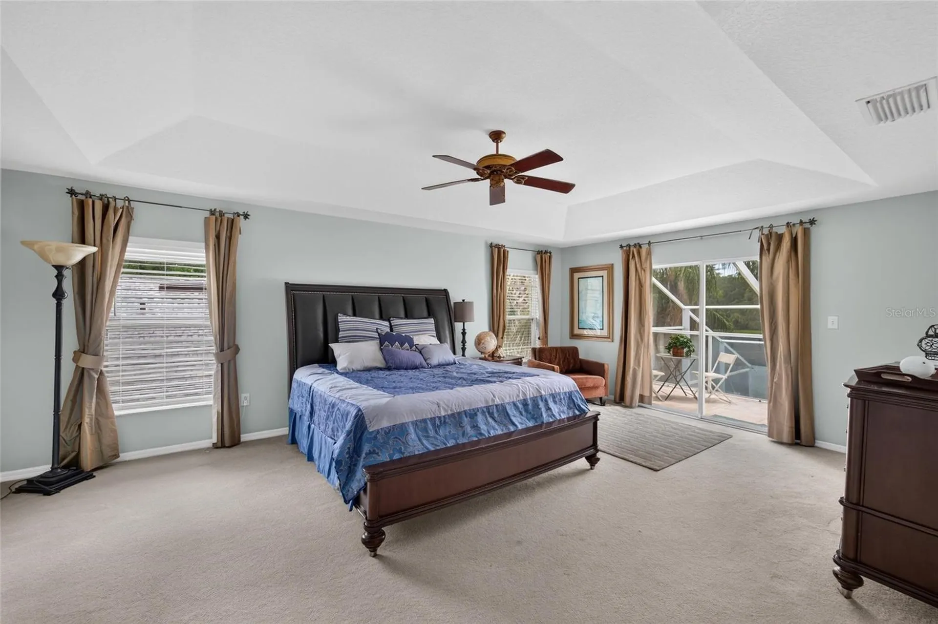 19128 Meadow Pine Drive Tampa FL 33647