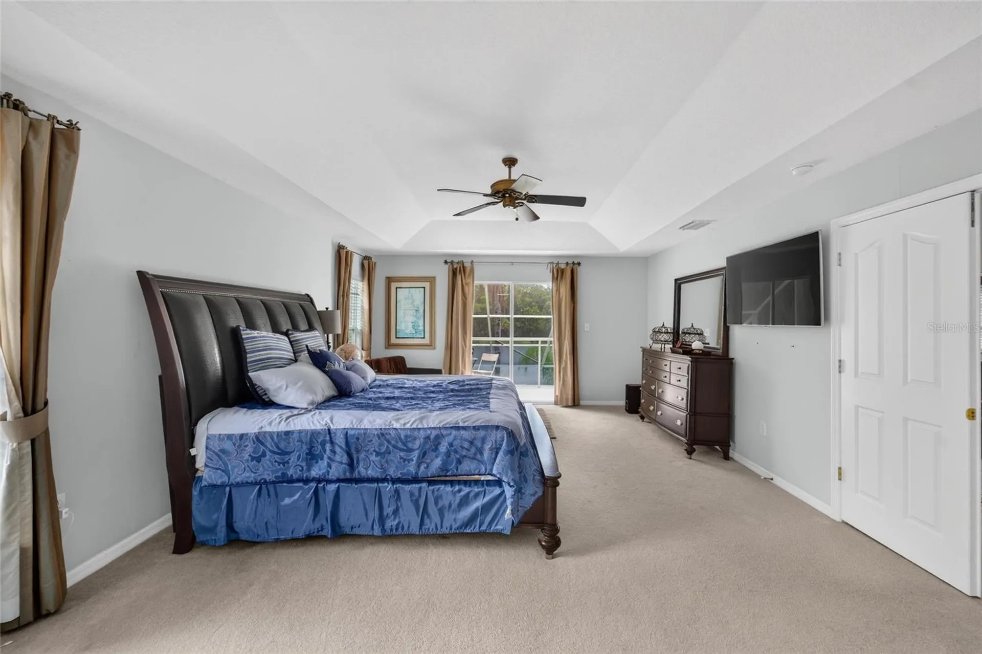 19128 Meadow Pine Drive Tampa FL 33647