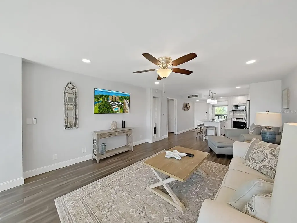 2620 Cove Cay Drive Clearwater FL 33760