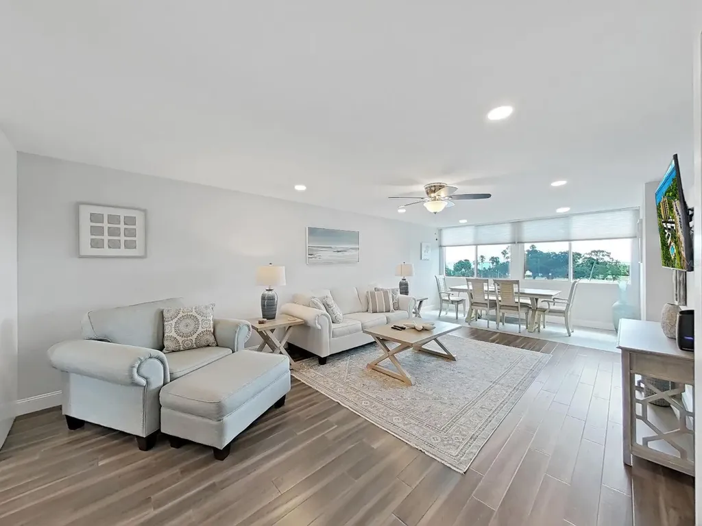 2620 Cove Cay Drive Clearwater FL 33760