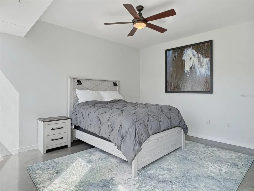 1350 Main Street Sarasota FL 34236