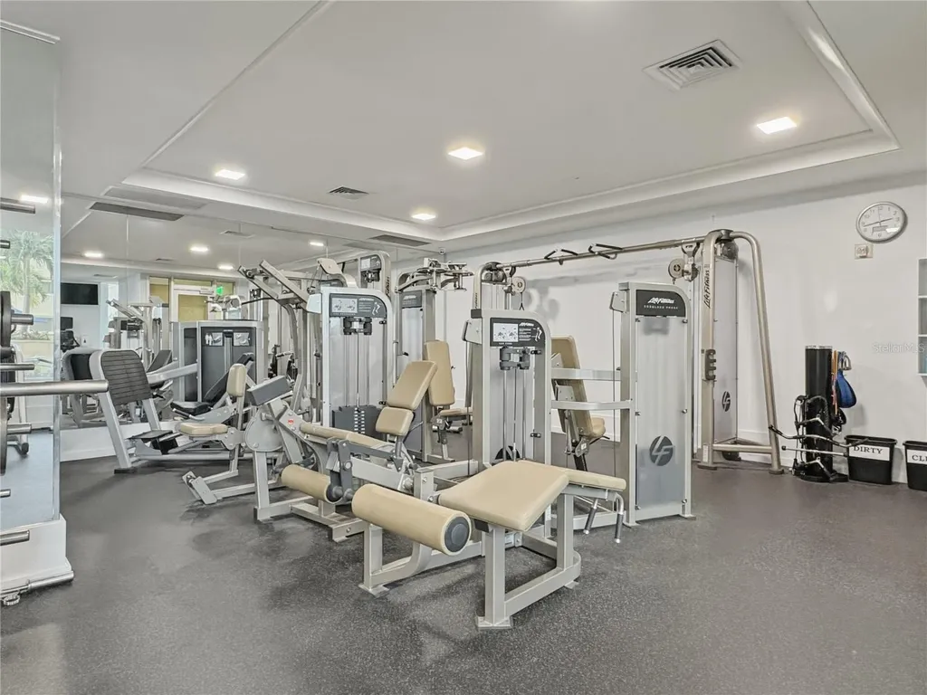 1350 Main Street Sarasota FL 34236