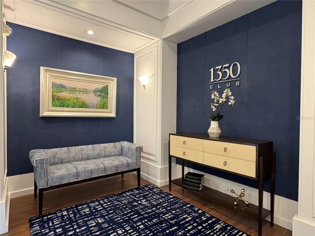 1350 Main Street Sarasota FL 34236
