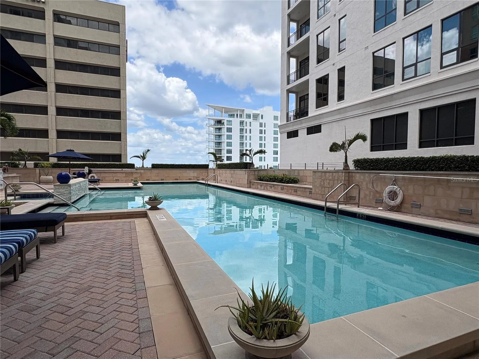 1350 Main Street Sarasota FL 34236