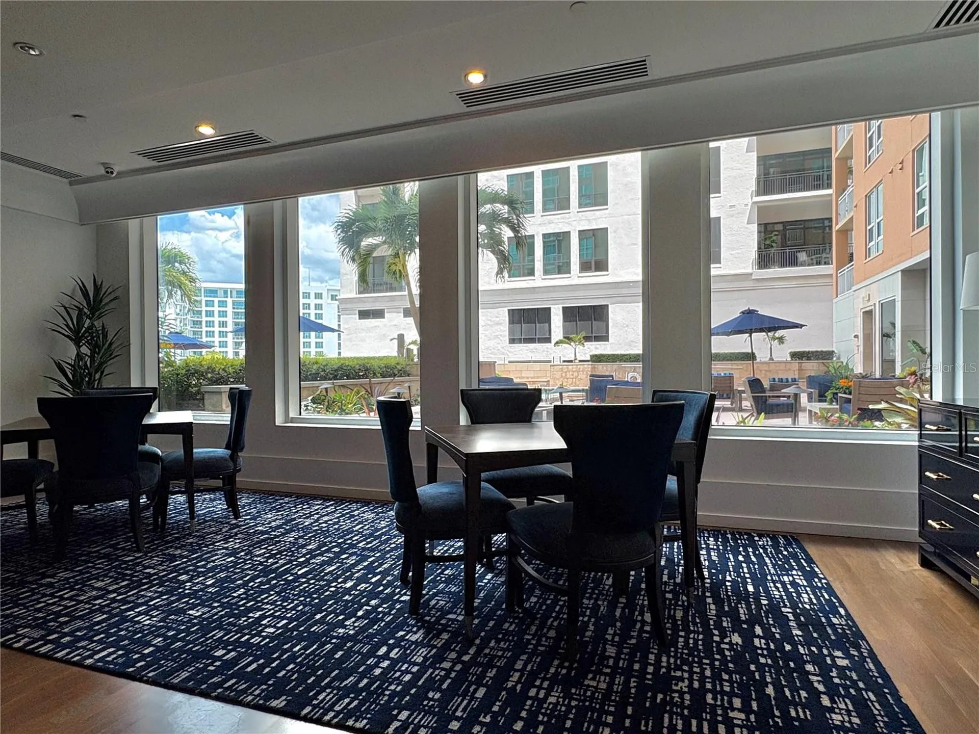 1350 Main Street Sarasota FL 34236