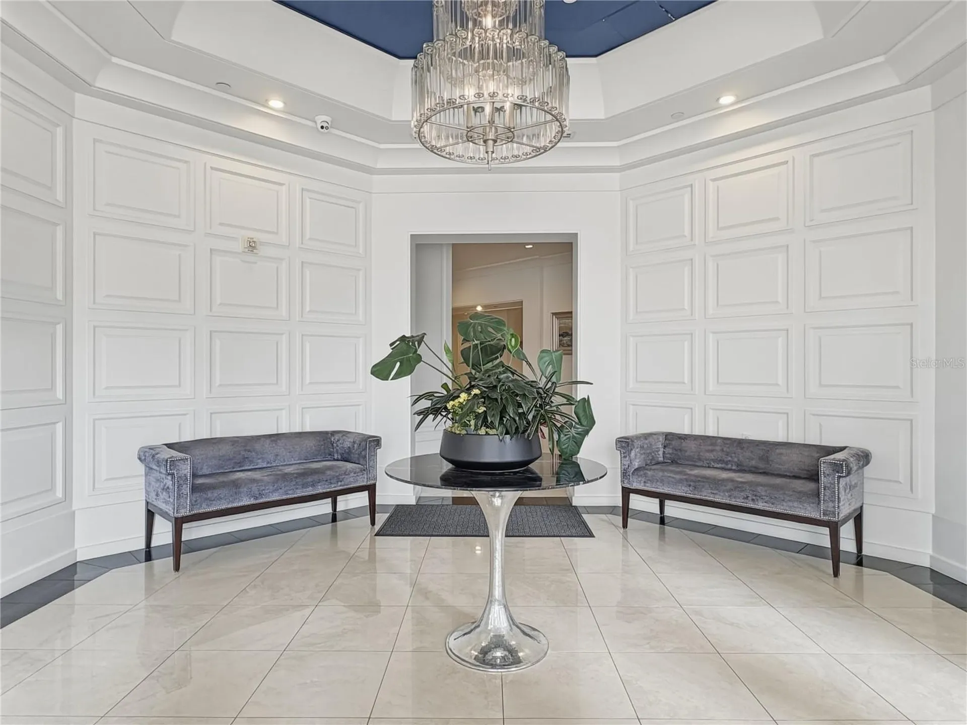 1350 Main Street Sarasota FL 34236
