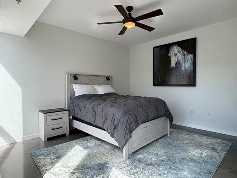 1350 Main Street Sarasota FL 34236