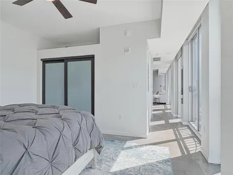 1350 Main Street Sarasota FL 34236
