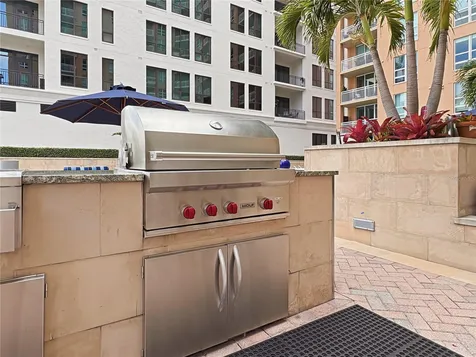 1350 Main Street Sarasota FL 34236