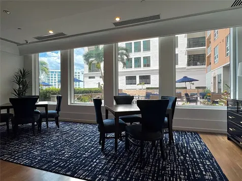 1350 Main Street Sarasota FL 34236