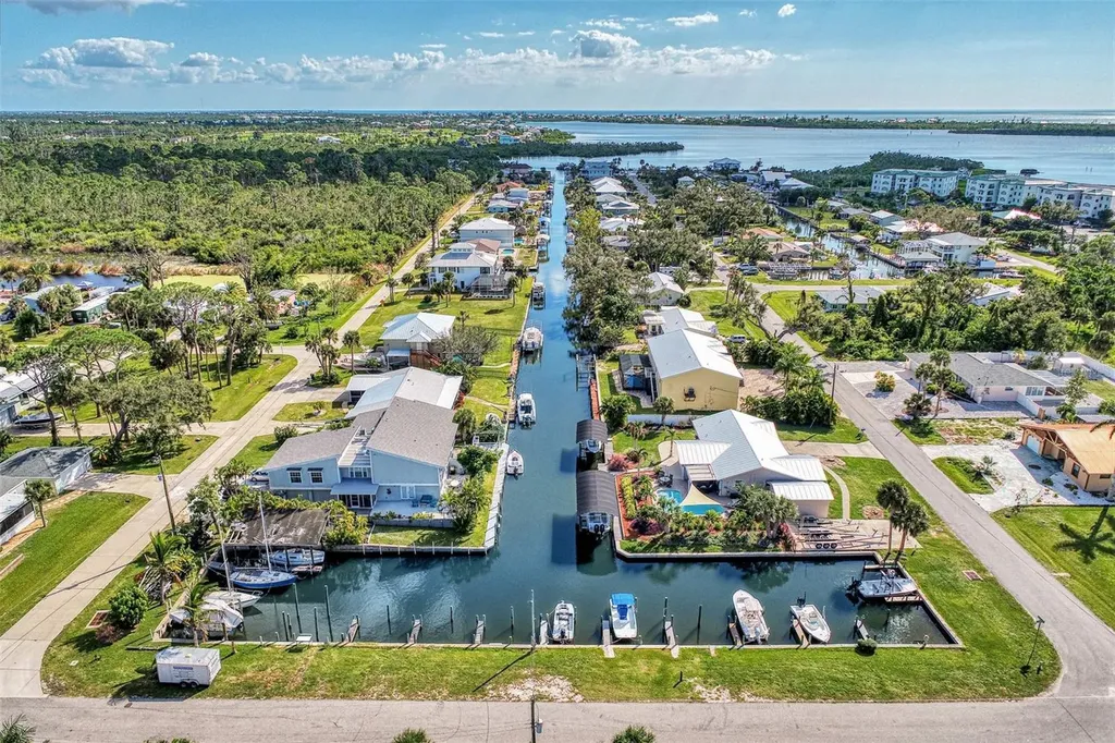 8225 Robert Street Englewood FL 34224
