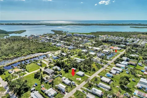 8225 Robert Street Englewood FL 34224