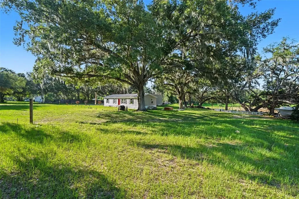 12709 Chihuahua Court Thonotosassa FL 33592
