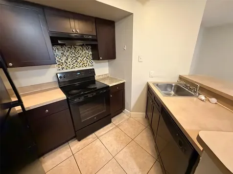 4518 Commander Drive Orlando FL 32822