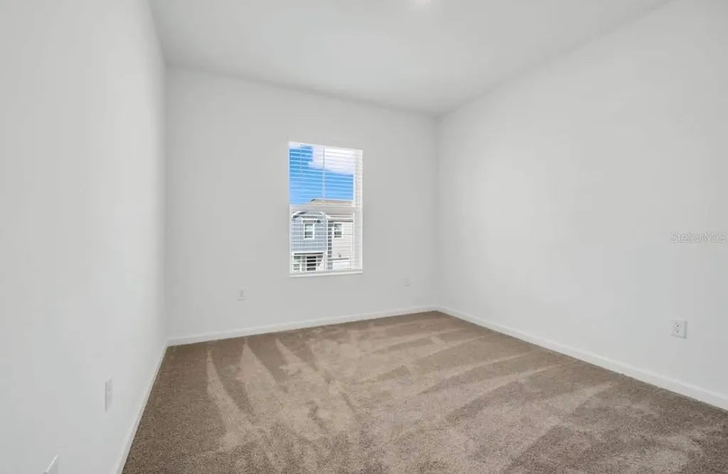2550 Skyline Loop Kissimmee FL 34758