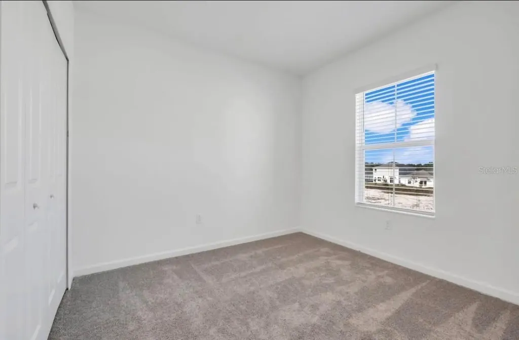 2550 Skyline Loop Kissimmee FL 34758