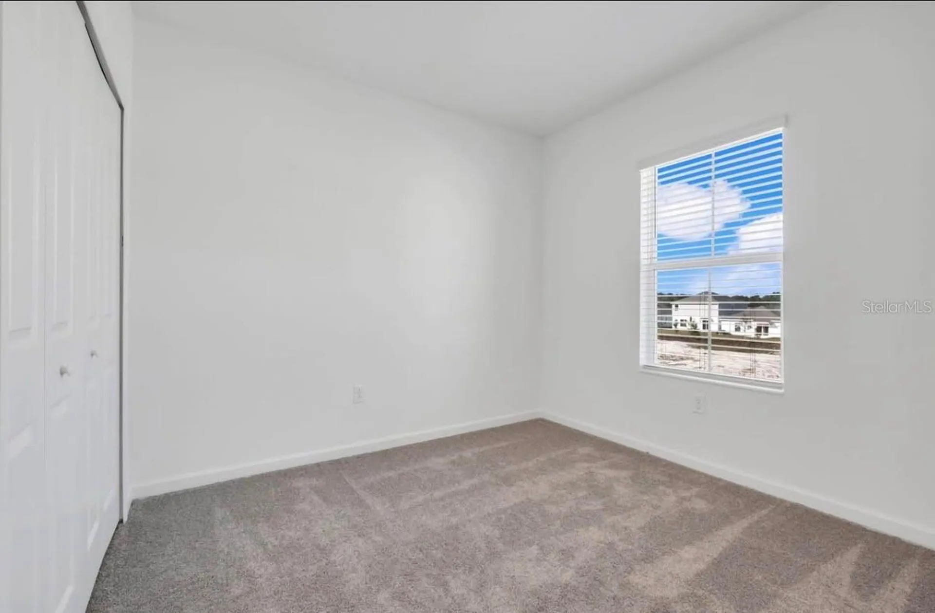 2550 Skyline Loop Kissimmee FL 34758