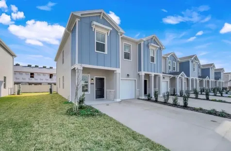 2550 Skyline Loop Kissimmee FL 34758