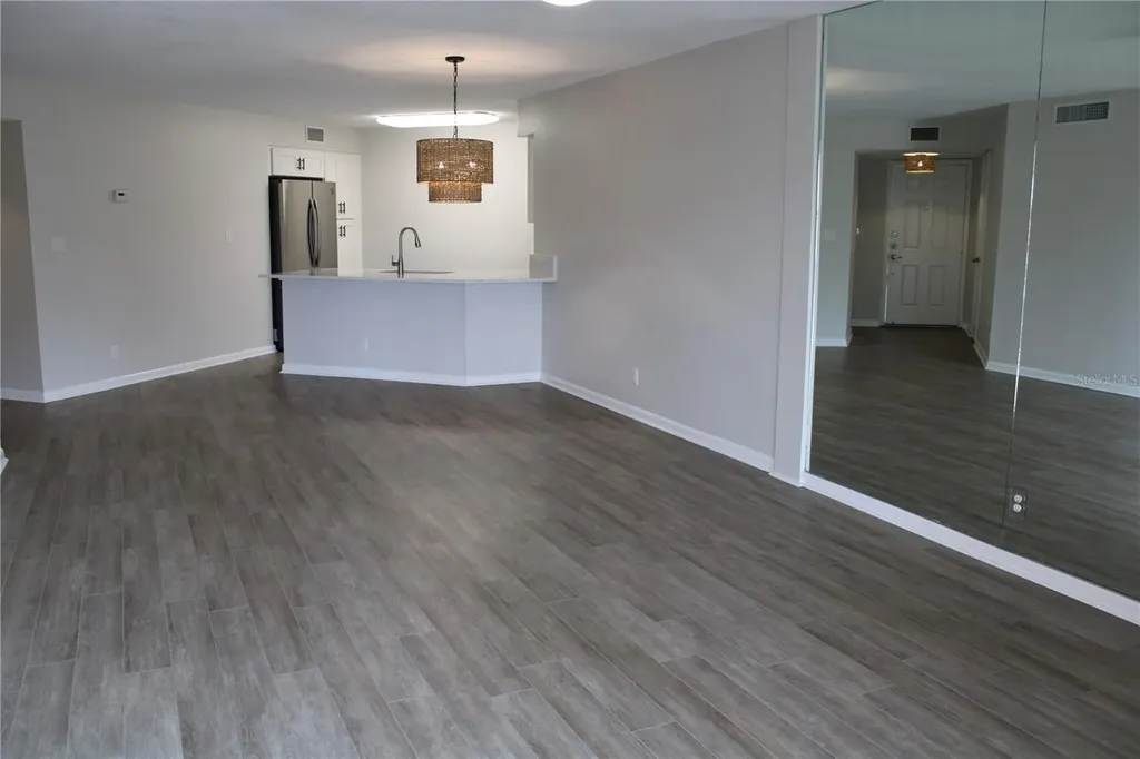 6077 Bahia Del Mar Boulevard St Petersburg FL 33715