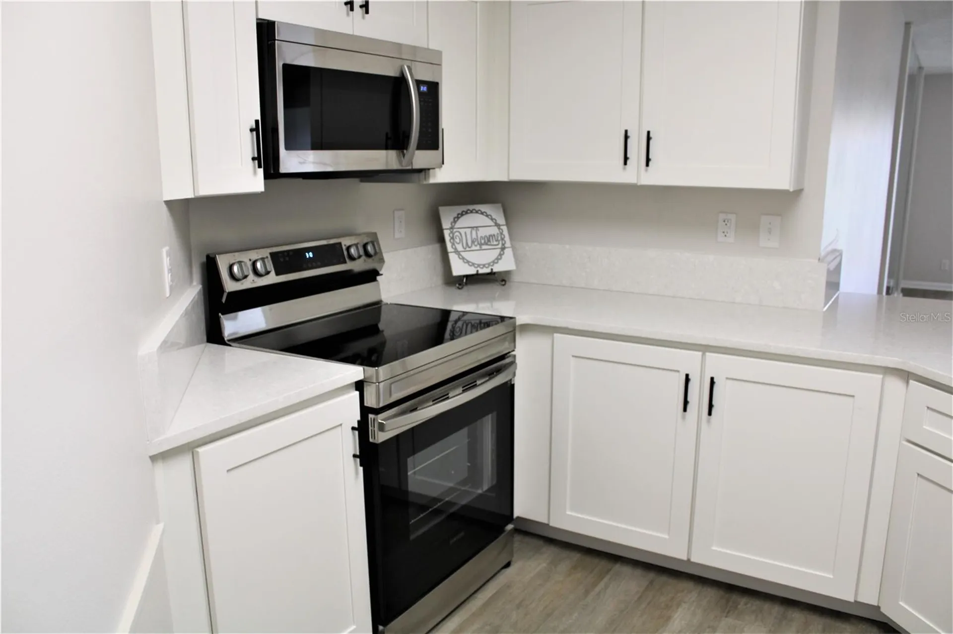 6077 Bahia Del Mar Boulevard St Petersburg FL 33715