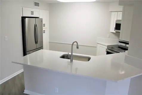 6077 Bahia Del Mar Boulevard St Petersburg FL 33715