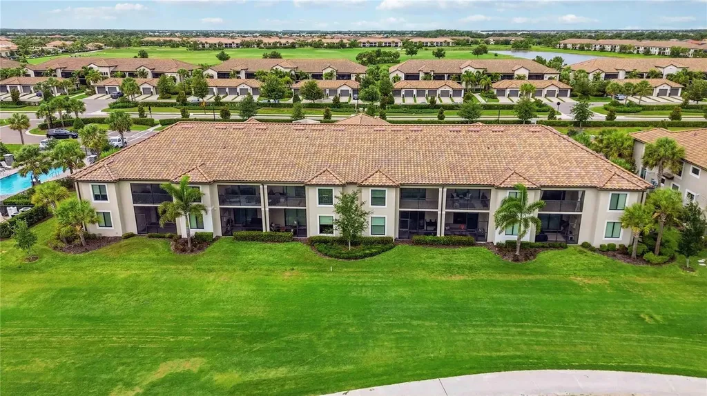 5695 Palmer Circle Bradenton FL 34211