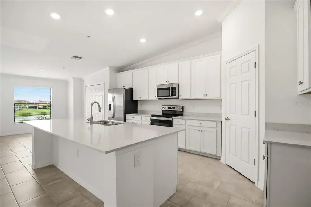 5695 Palmer Circle Bradenton FL 34211