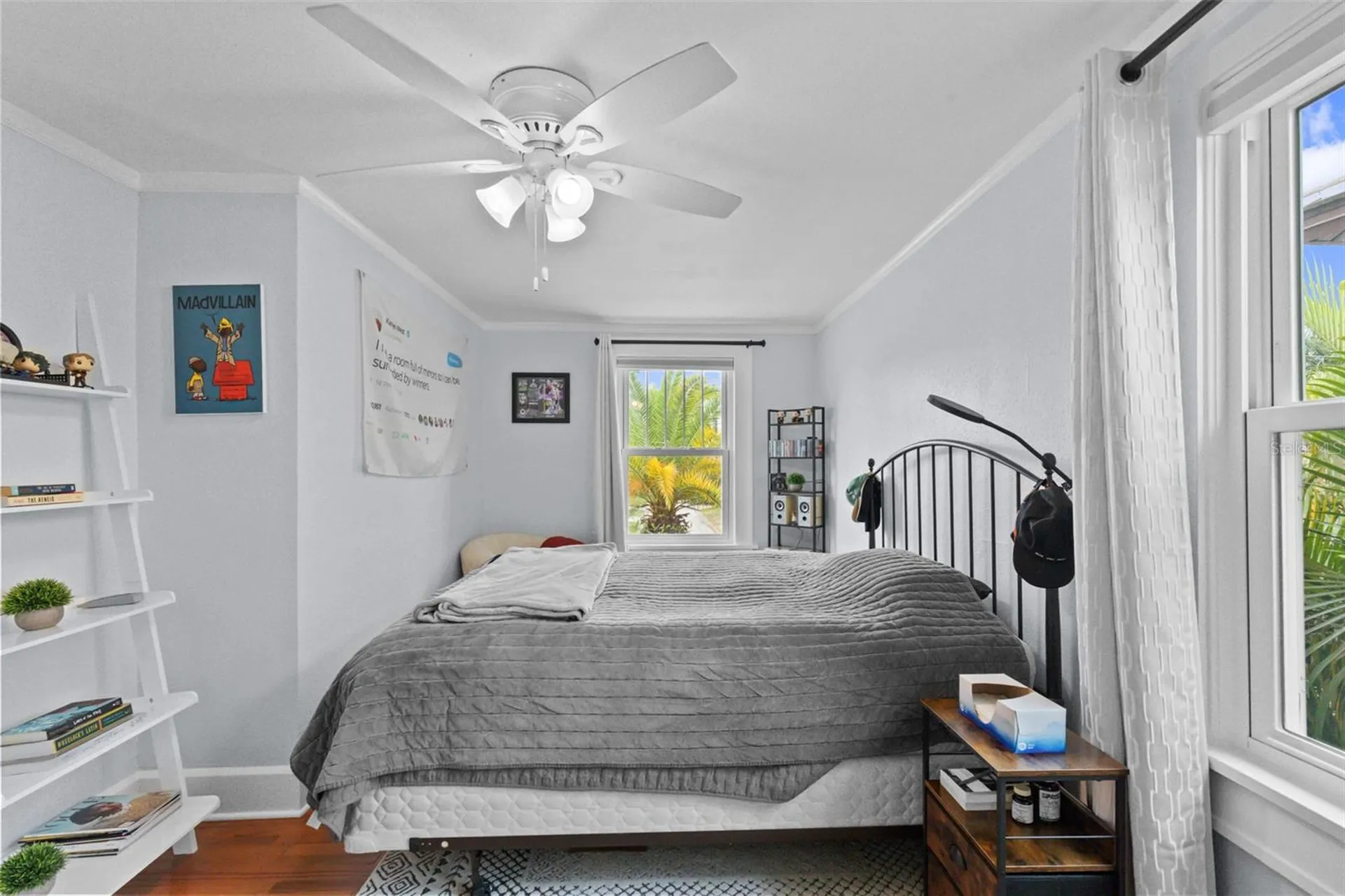 215 9th Avenue NE St Petersburg FL 33701
