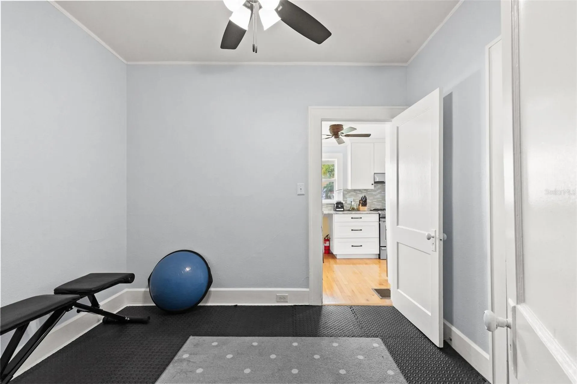 215 9th Avenue NE St Petersburg FL 33701