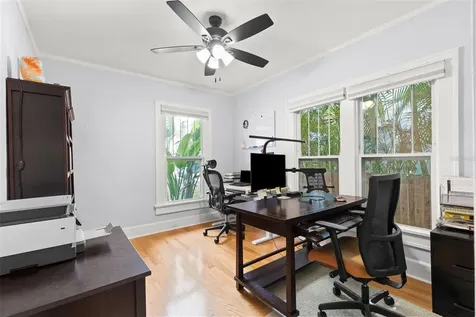 215 9th Avenue NE St Petersburg FL 33701