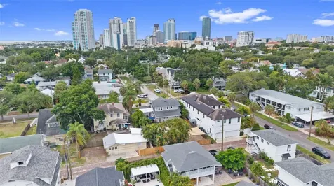 215 9th Avenue NE St Petersburg FL 33701