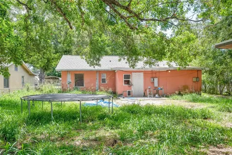 124 Center Street Winter Haven FL 33880