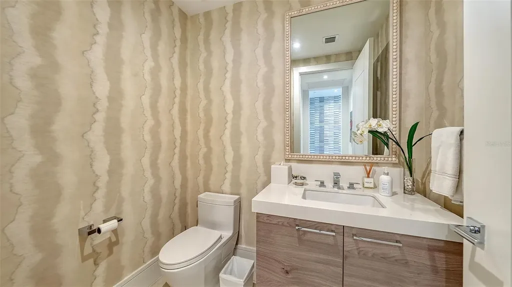 401 Quay Sarasota FL 34236