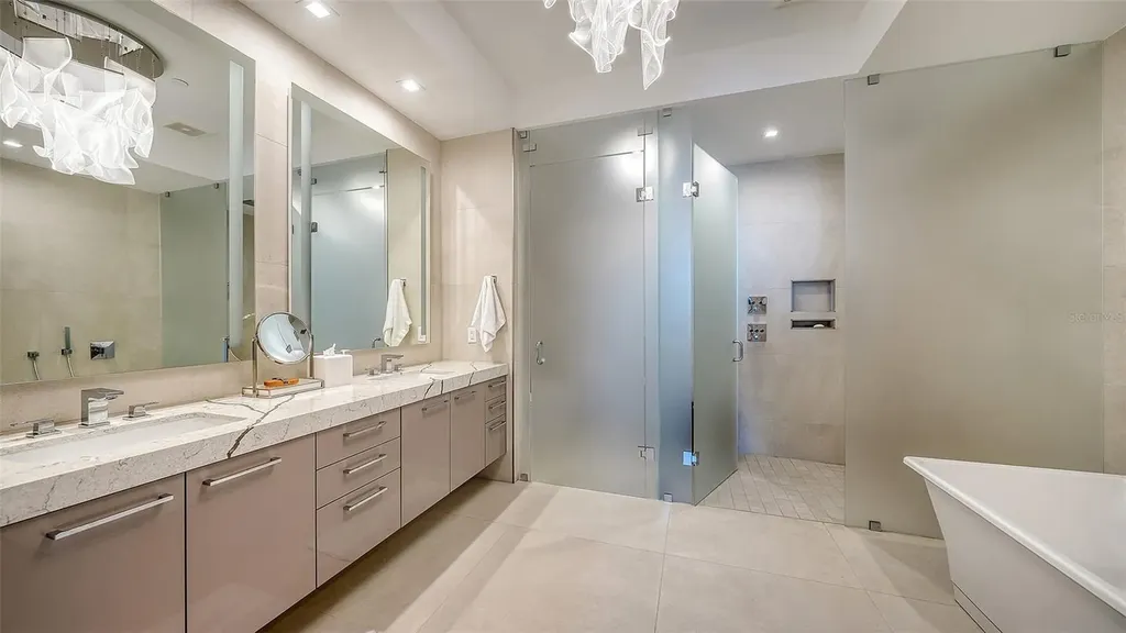 401 Quay Sarasota FL 34236