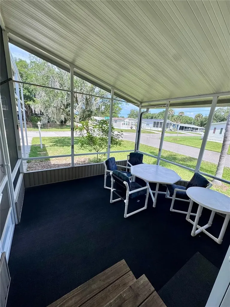 4385 Maple Avenue Edgewater FL 32141