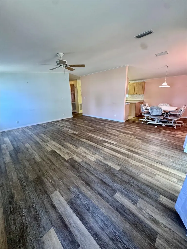 4385 Maple Avenue Edgewater FL 32141