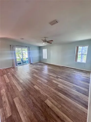4385 Maple Avenue Edgewater FL 32141
