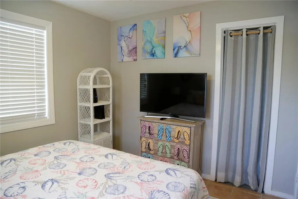1999 N Betty Lane Clearwater FL 33755