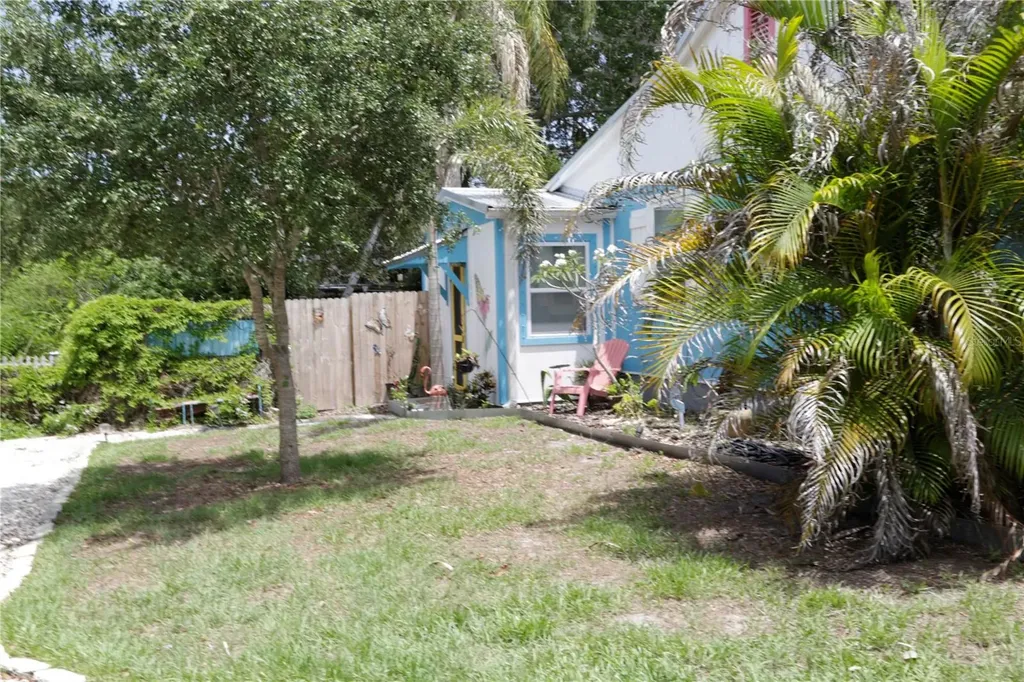 1999 N Betty Lane Clearwater FL 33755