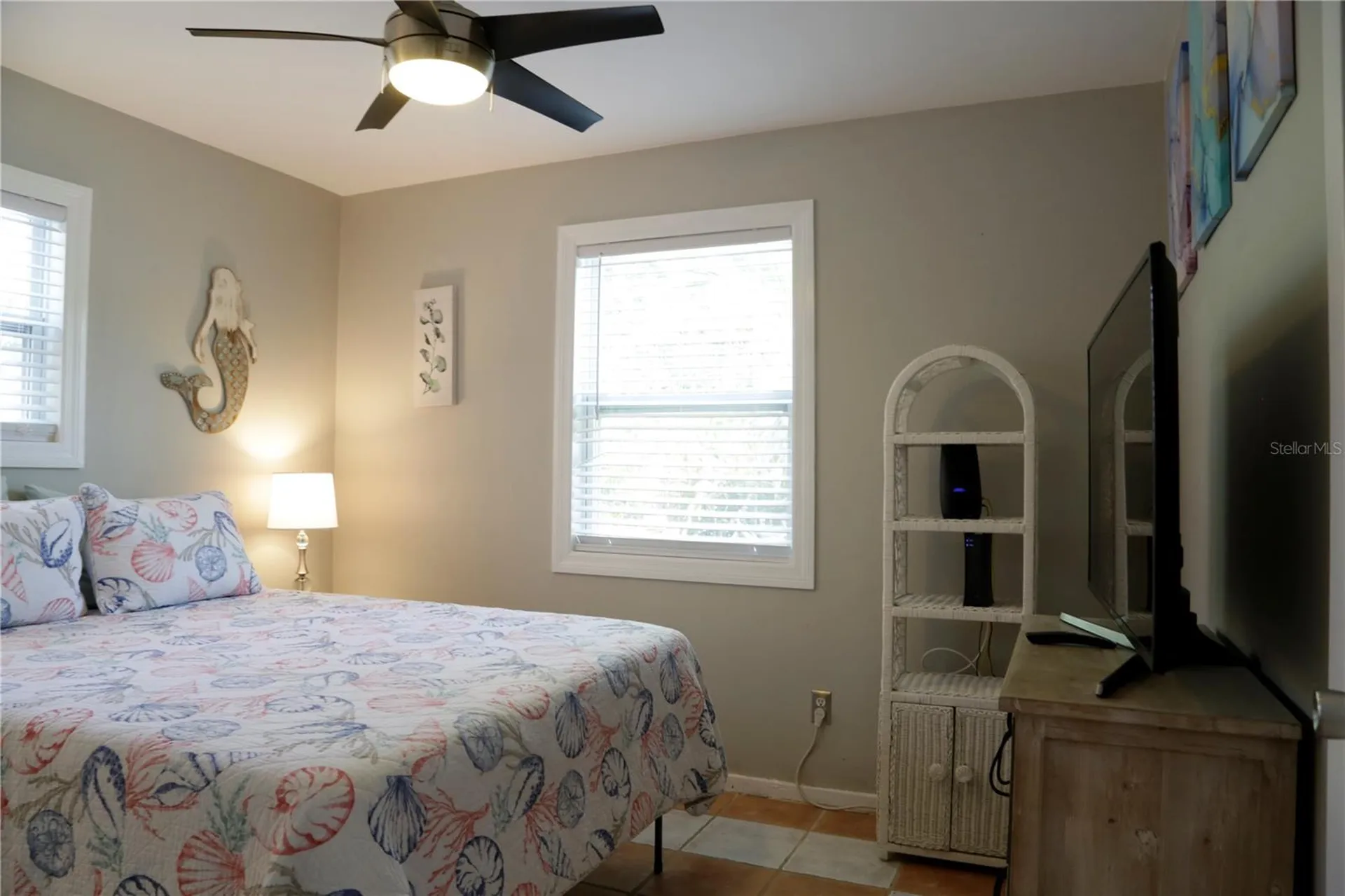 1999 N Betty Lane Clearwater FL 33755
