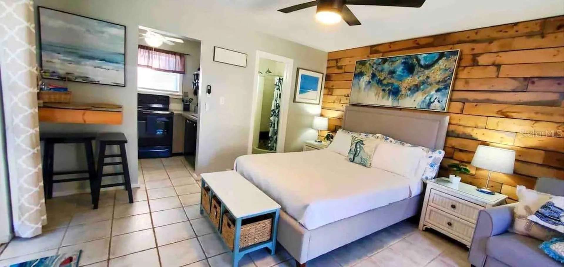 1999 N Betty Lane Clearwater FL 33755