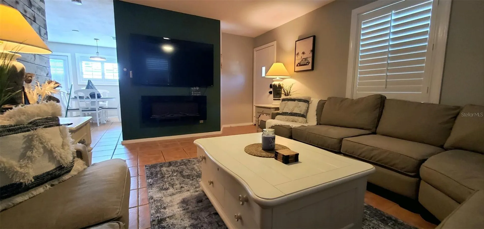 1999 N Betty Lane Clearwater FL 33755