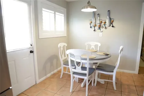 1999 N Betty Lane Clearwater FL 33755