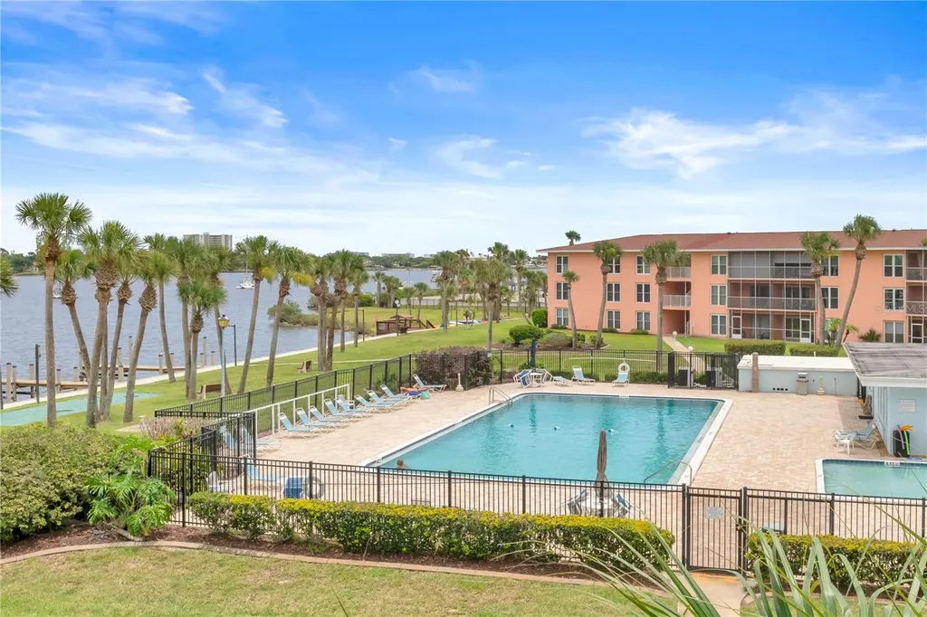 715 S Beach Street Daytona Beach FL 32114