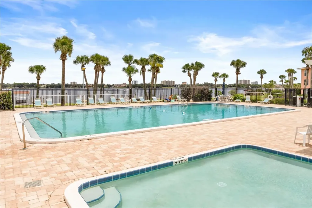 715 S Beach Street Daytona Beach FL 32114