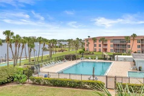 715 S Beach Street Daytona Beach FL 32114